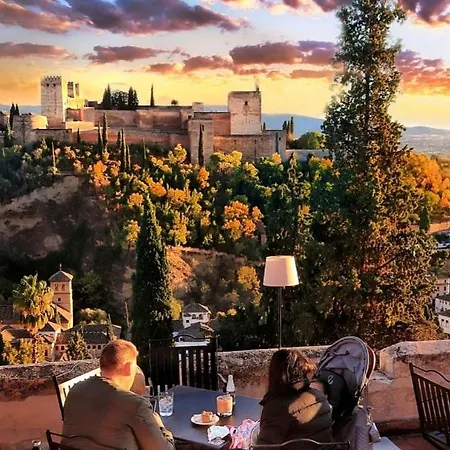 Centrica Homestay Granada